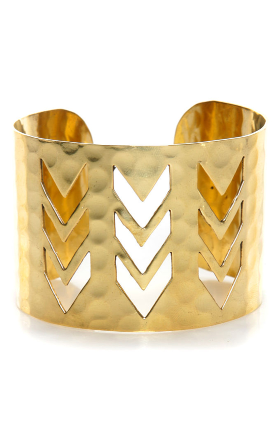 Zad Chevron Crossing Gold Cuff Bracelet