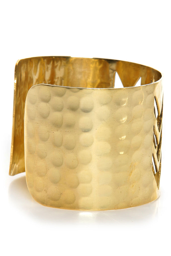 Zad Chevron Crossing Gold Cuff Bracelet