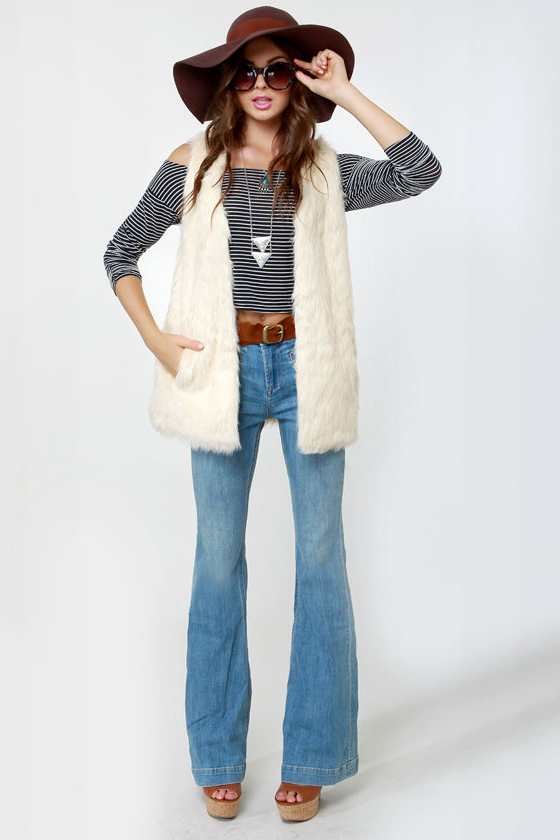 BB Dakota Scotlyn Ivory Faux Fur Vest