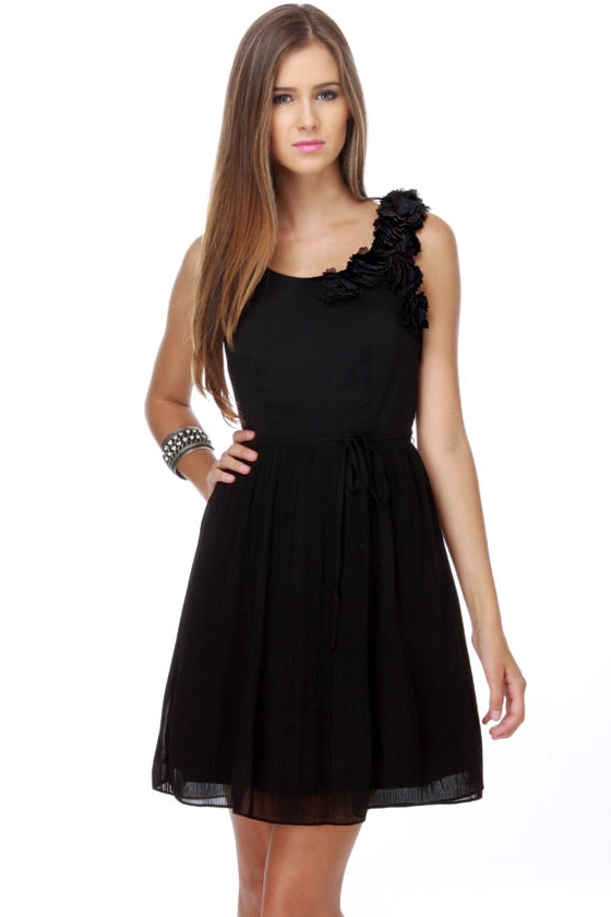 Darling Beth Dress - Black Dress - Flower Dress - Pleated Dress - $91.00