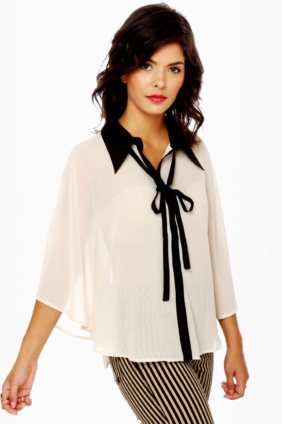 Cape Envy Cream Cape Top