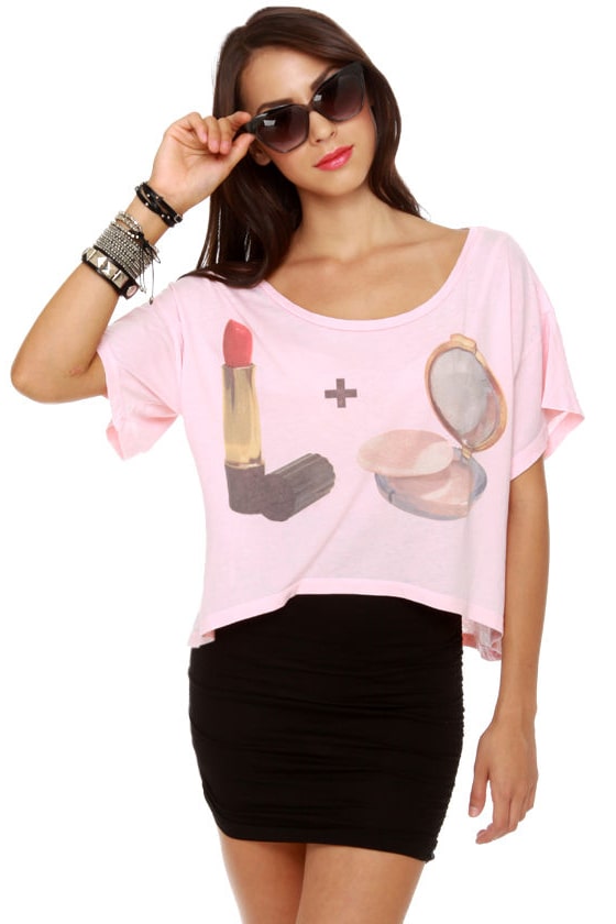 Local Celebrity Lipstick Print Pink Crop Top