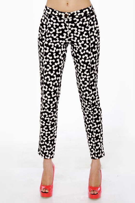 black and white print pants