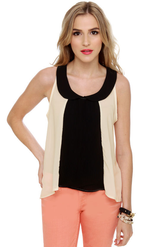Piano Lounge Sleeveless Cream Top