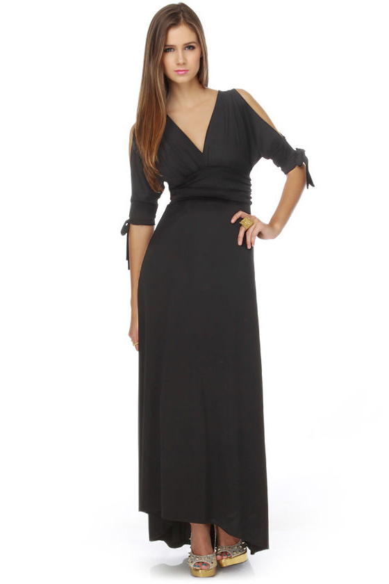 Ancient Prophetess Black Maxi Dress
