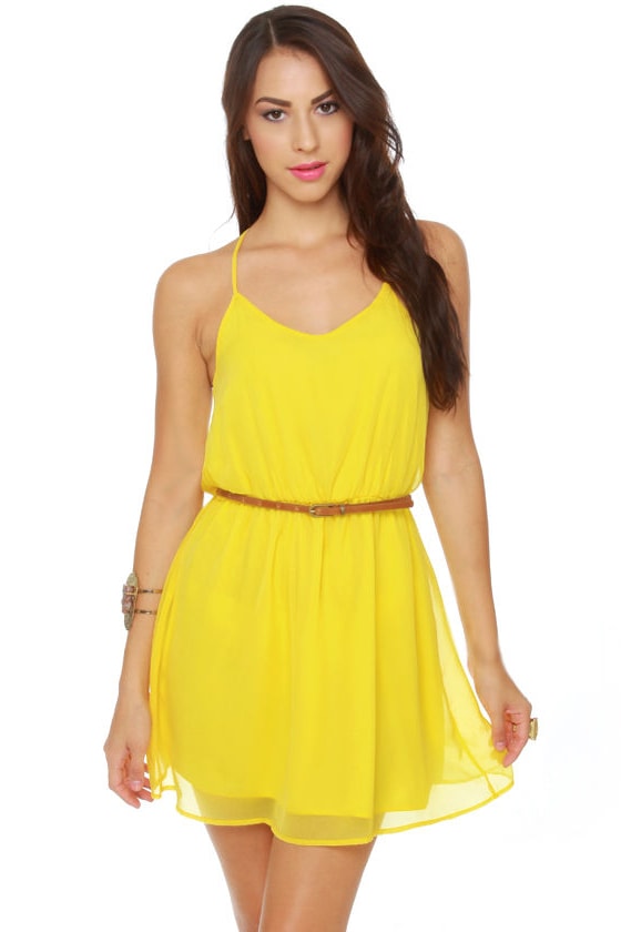 yellow summer outfits