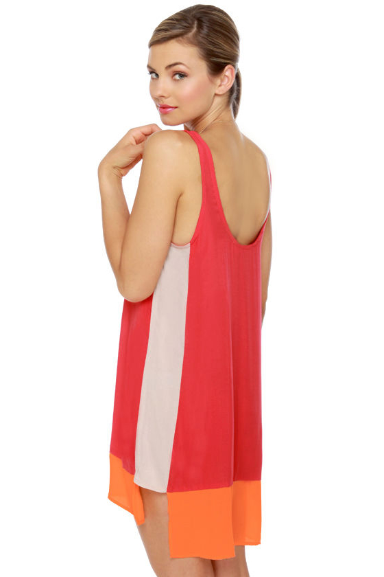 Tropicaliente Red Color Block Shift Dress