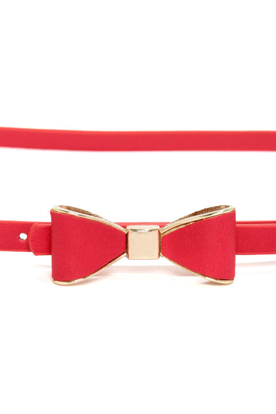 red bow belt