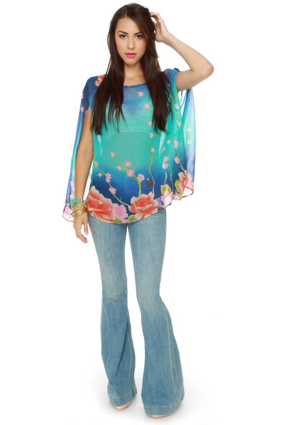 Caipirinha Floral Print Cape Top