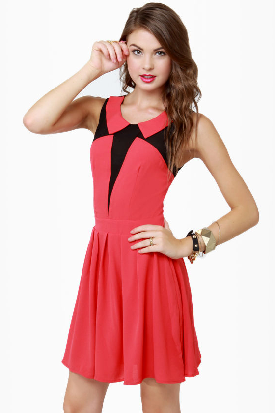 open lace back dress Collared Crepe Gown Red – Roland Mouret main image 1