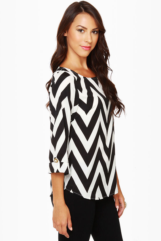 Zaggety Ann Black and Ivory Top