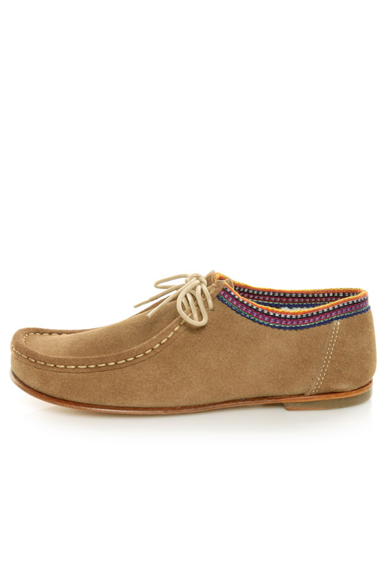 2568 Desierto Tan Suede Lace-Up Moccasin Booties