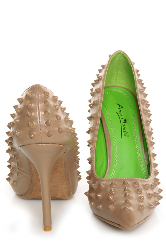 Anne Michelle Sensuous 19 Taupe Studded Pointed Pumps