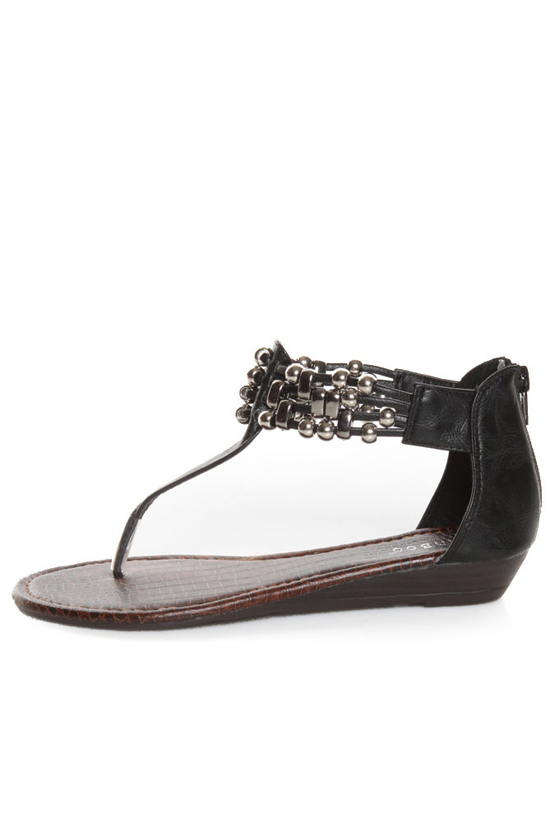 Bamboo Latte 16 Black Beaded T Strap Thong Sandals