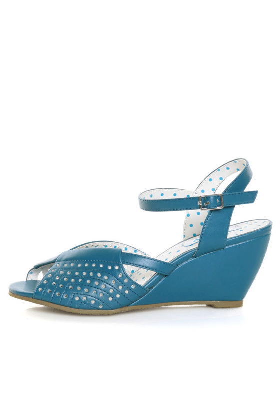 B.A.I.T. Dennise Blue Perforated Wedge Sandals