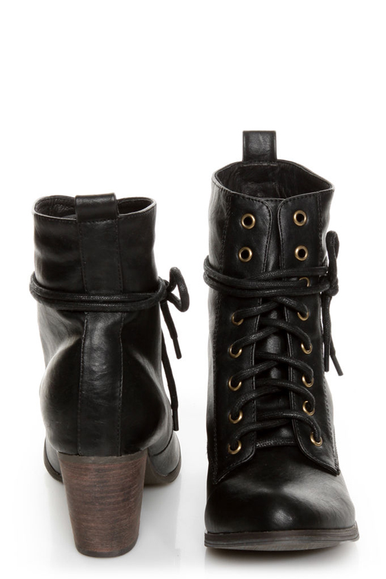 Chelsea Crew Detour Black Lace-Up Ankle Booties