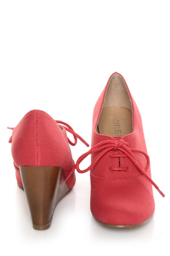 Chelsea Crew Sari Coral Red Canvas Oxford Wedges