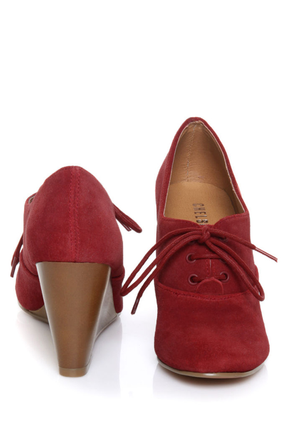 Chelsea Crew Sari Red Suede Oxford Wedges