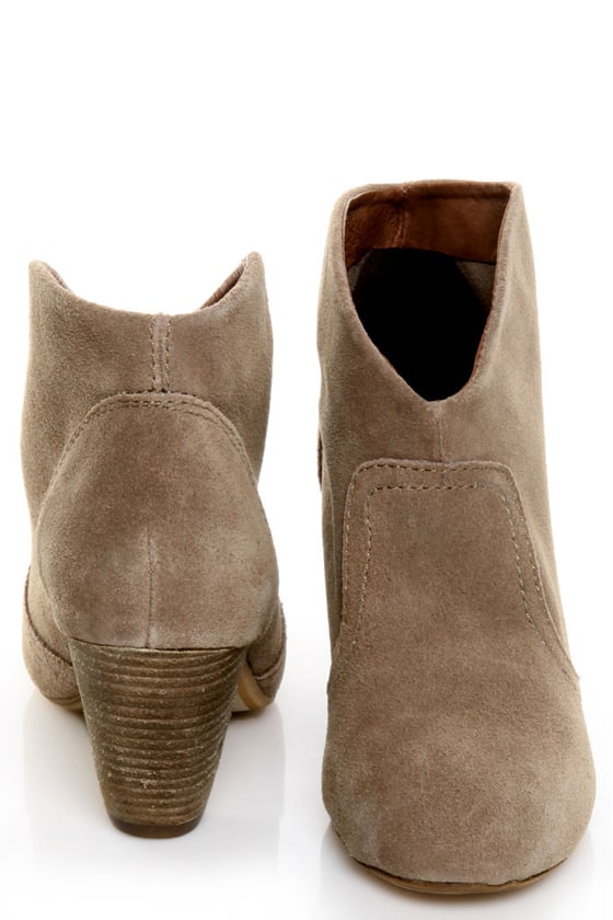 tan ankle boots low heel