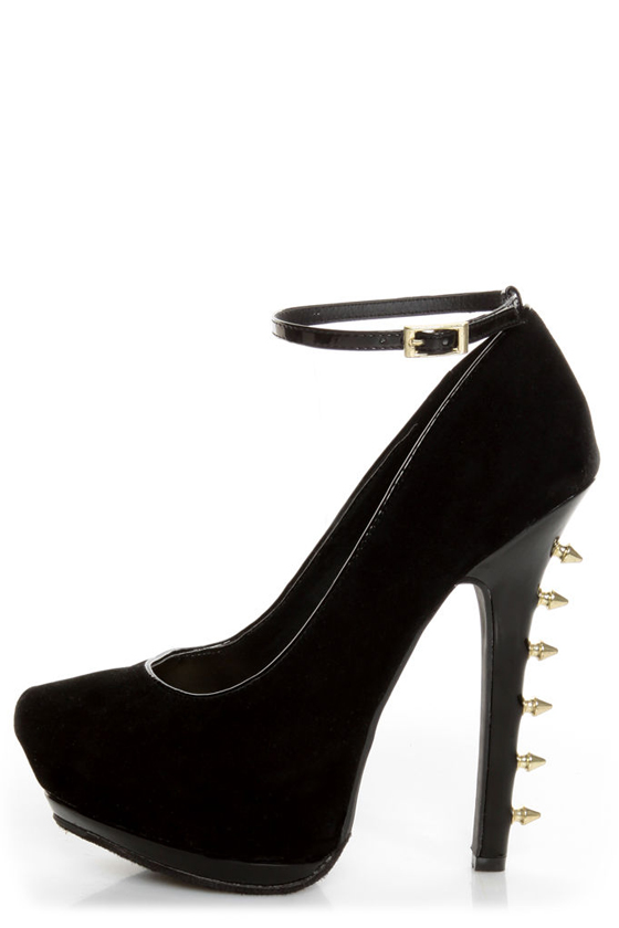Dollhouse Notorious Black Studded Platform Pumps