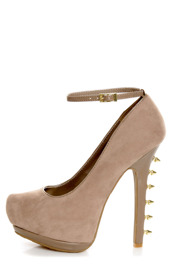 Dollhouse Notorious Taupe Studded Platform Pumps