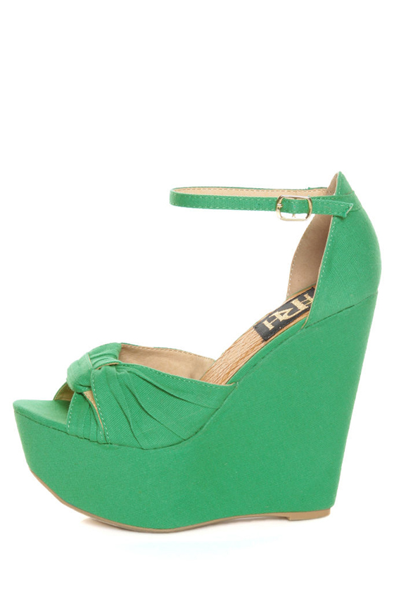 Fahrenheit Janne 06 Green Knotty Platform Wedges