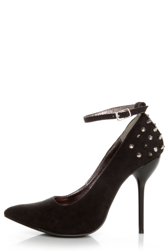Fahrenheit Zara 06 Black Studded Pointed Pumps