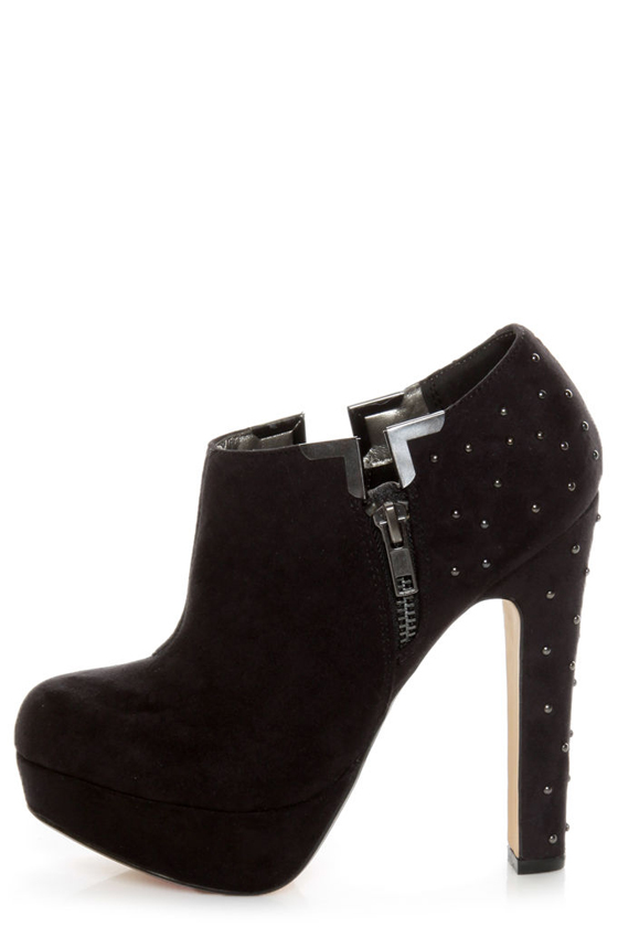 Luichiny I Want It Black Studded Platform Ankle Booties