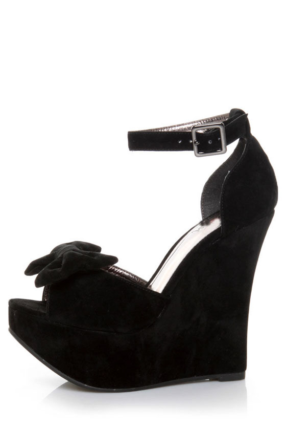 Luichiny Sav Vee Black Velvet Betty Bow-p Platform Wedges