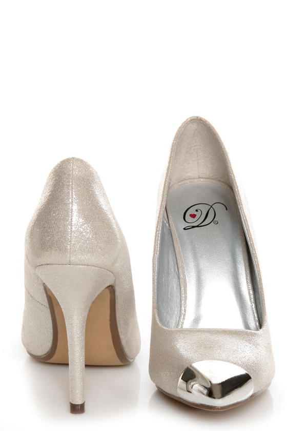 My Delicious Expo Silver Shimmer Pointed Cap-Toe Pumps
