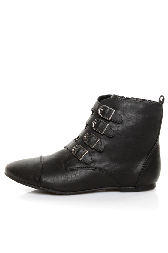 Miss Me Emmah 9 Black Belted Ankle Boots