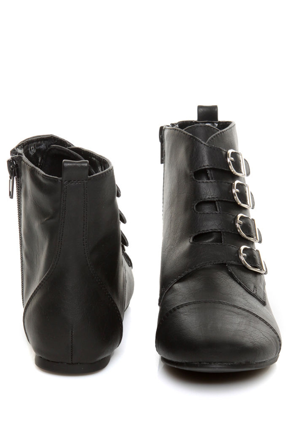 Miss Me Emmah 9 Black Belted Ankle Boots