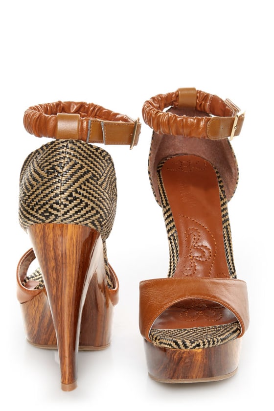 mona mia shoes