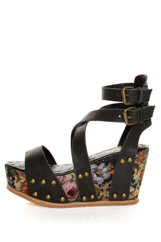 N.Y.L.A. Elayne Black Tapestry & Studs Platform Wedges
