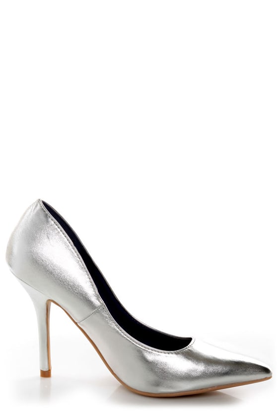Promise Ivana Silver Metallic Pointed Pumps - $29.00