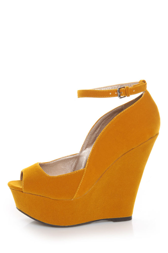 Qupid Finder 69 Mustard Velvet Sculpted Peep Toe Platform Wedges