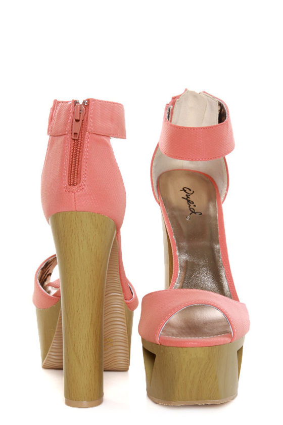 Qupid Lakie 02 Coral Textured Cutout Platform Heels