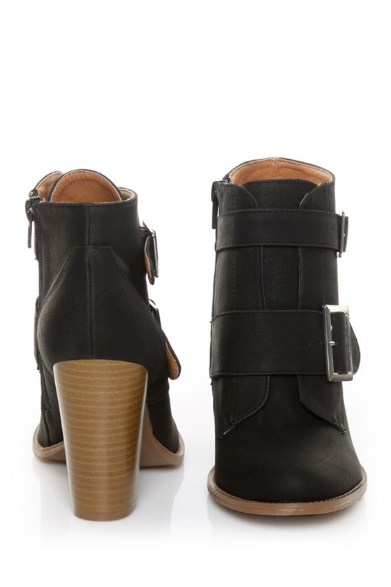 qupid buckle booties