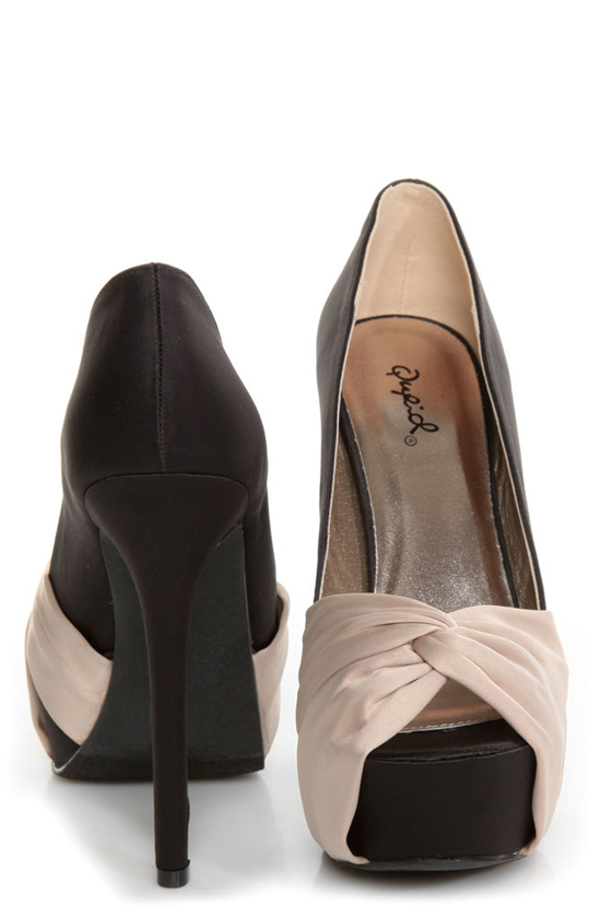 Qupid Miriam 70 Black Matte Satin Knotty Bow Platform Pumps