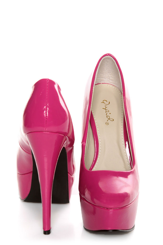 Qupid Penelope 01 Fuchsia Patent Platform Pumps