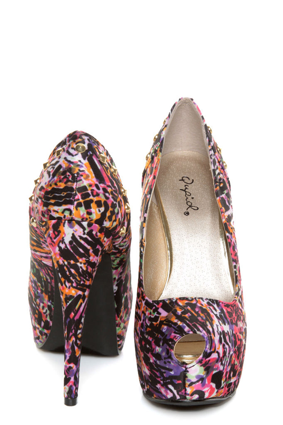 Qupid Penelope 58 Fuchsia Multi Print Studded Platform Pumps