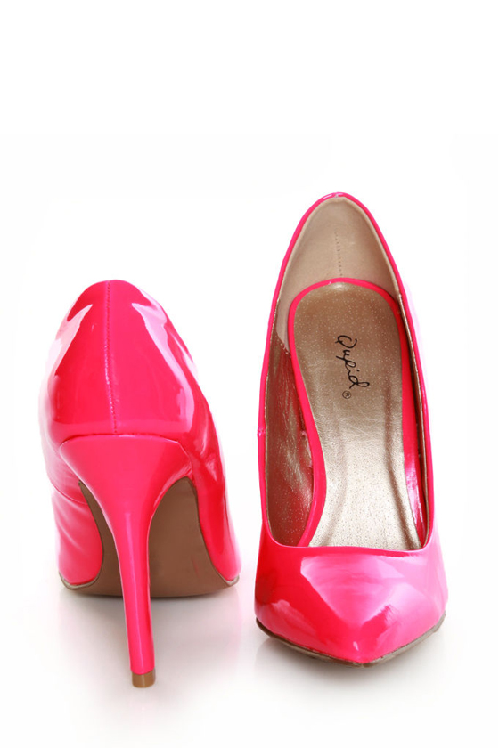 Qupid Potion 01 Neon Pink Patent Pointed Pumps
