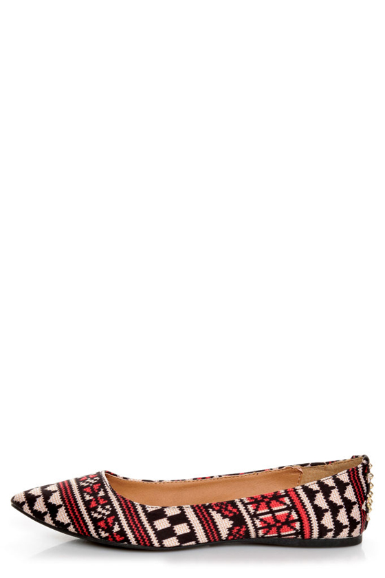 Qupid Site 01 Black and Beige Fabric Print Pointed Flats