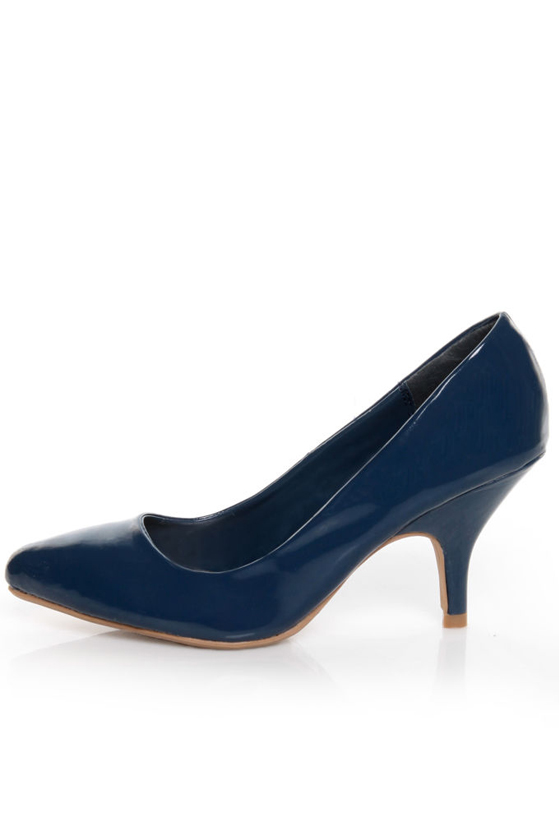 Qupid Tanya 01 Blue Patent Kitten Pumps