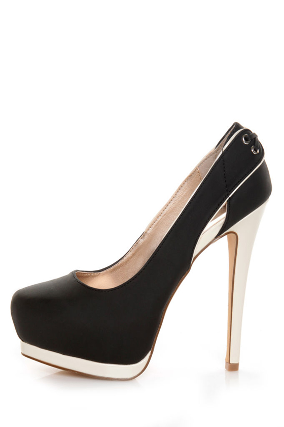 Qupid Tatum 27 Black & Ivory Platform Pumps