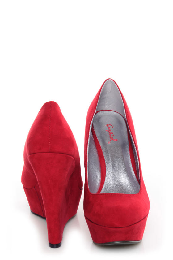 Qupid Worthy 01X Red Suede Platform Wedges