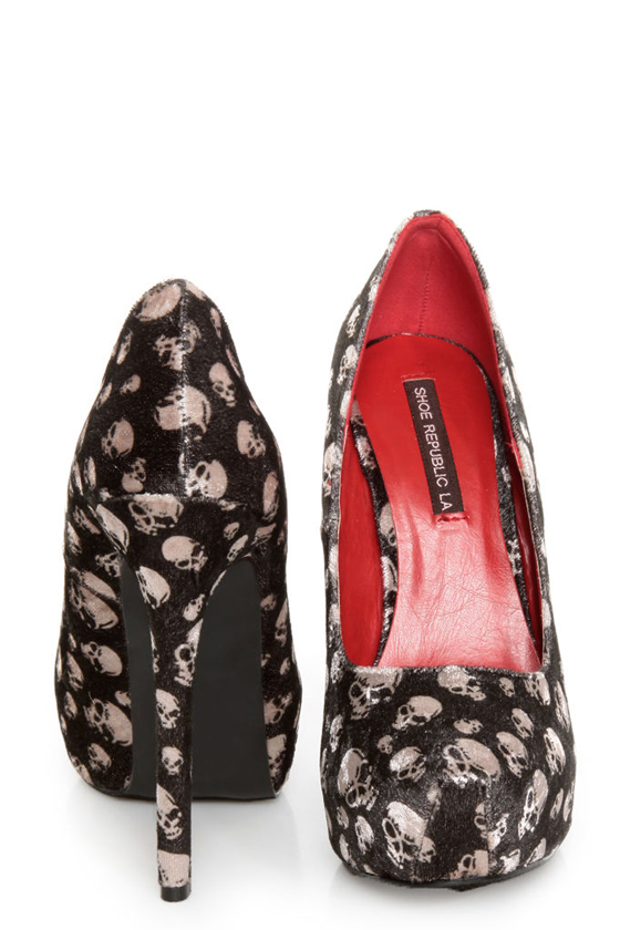Shoe Republic LA Ghost Black Velvet Skull Print Pumps