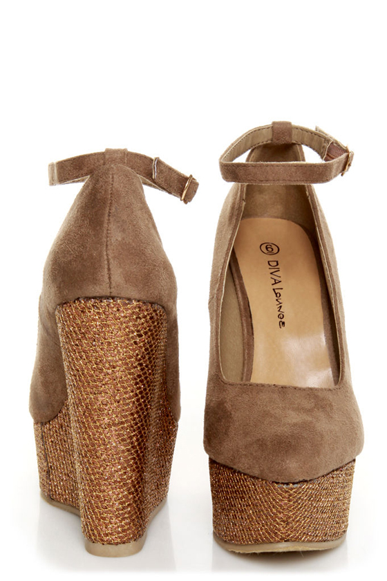 Diva Lounge Cibian 01 Taupe Pointed Glitter Platform Wedges
