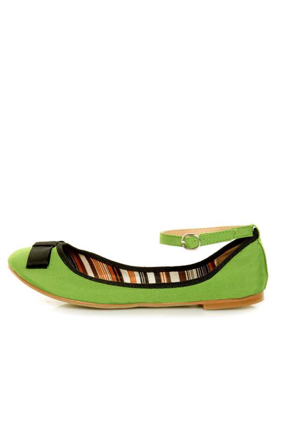 Diva Lounge Larisa 45 Green Fabric Ankle Strap Ballet Flats