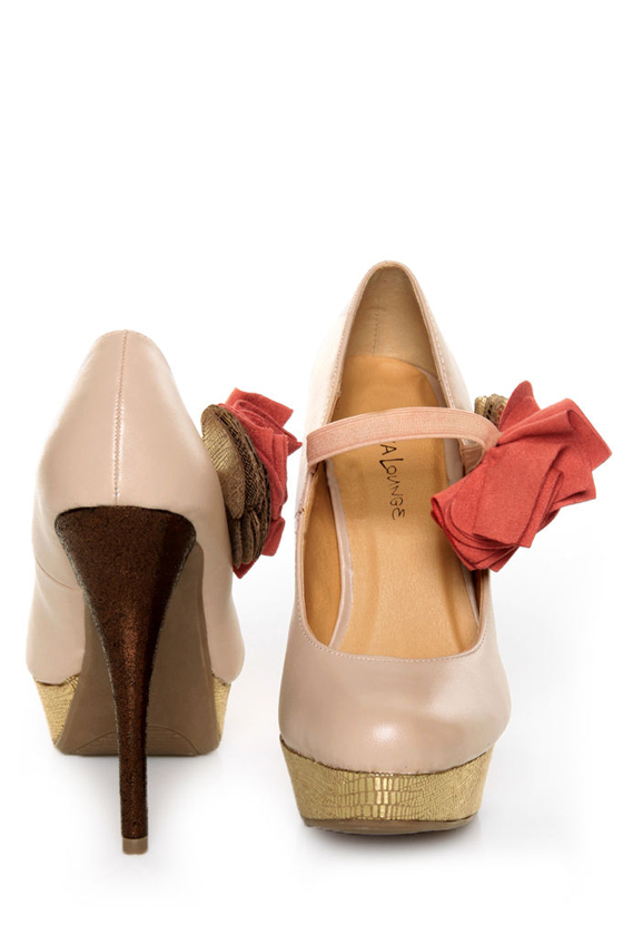 Diva Lounge Lorane 201 Nude Ruffle Color Block Platform Pumps